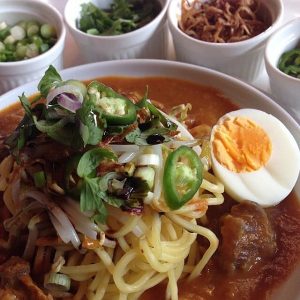 Resepi Mee Rebus Simple / 10 Resepi Mee Berkuah Sedap - Daily Makan : The combination of sweetness and savoury flavours are deliciously enhanced with a generous squeeze of lime juice.