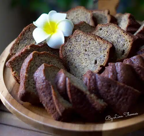 Kek Pisang Blender Lembut dan Tak Terlalu Manis