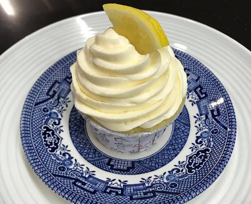 moist-lemon-cupcakes-with-american-butter-cream