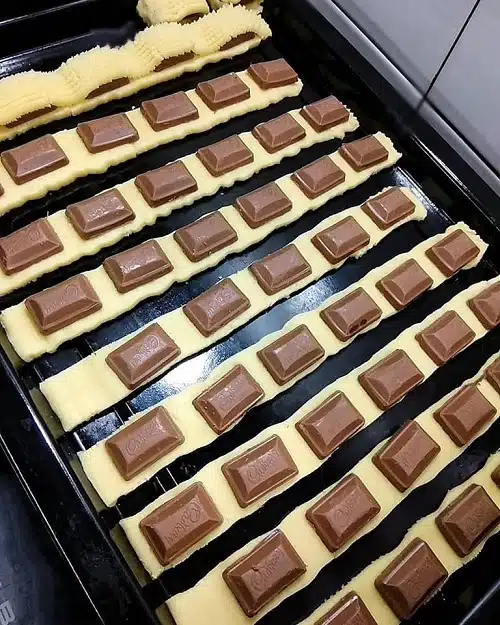 Tart Cadbury Lembut Rapuh Cair Dalam Mulut