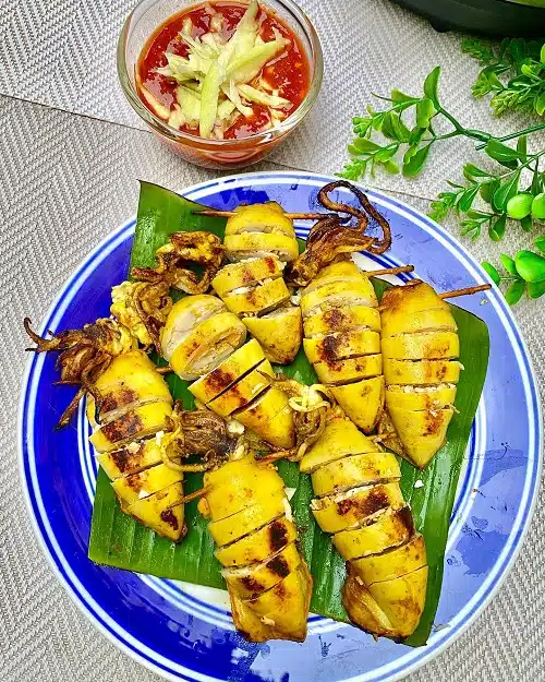 Sotong Bakar Sumbat Bersama Sambal Belacan Mangga