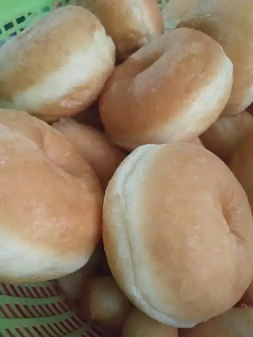 Donat Lembut Gebu Macam Span Guna Sukatan Cawan