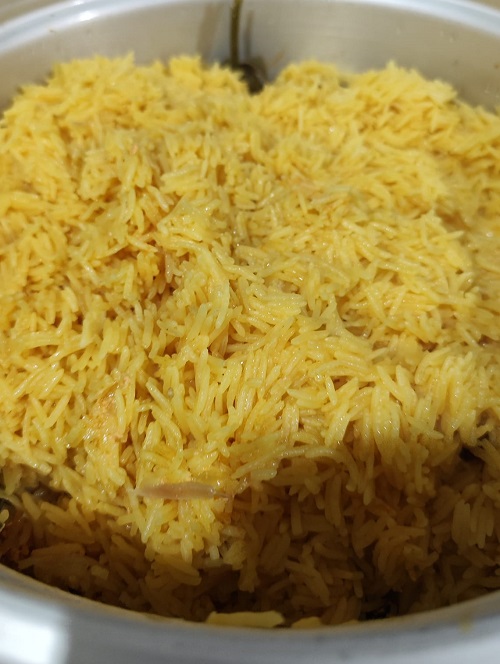 Nasi Minyak Terengganu Dengan Lauk Pauk Macam Kenduri