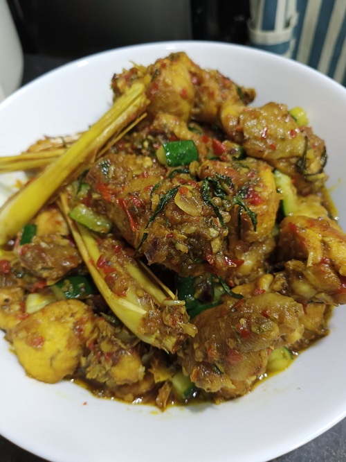 Resipi Ayam Sambal Lada Daun Kesom Dan Timun
